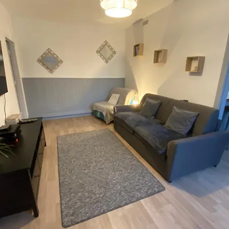 Maison entière plein centre du village, Soligny la Trappe Extérieur photo